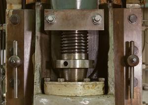 金箔の魅力と安全な食べ方完全ガイド【2025年最新版】