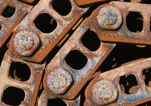 ウッドデッキ材を賢く購入するには