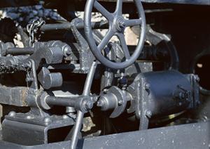 レーザー加工をするための機材を探すなら